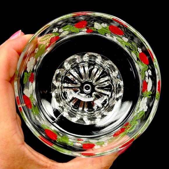 Vintage set of 5 Aderia 4” Japan strawberry motif dessert/ice-cream bowl set - Picture 4 of 6